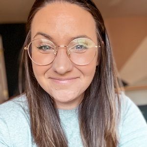 Meet your Posher, Kelsey